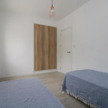 Montsia 23 - Casa Con Piscina Privada En Будинок відпочинку Росес