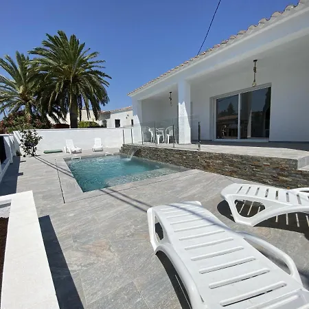 Montsia 23 - Casa Con Piscina Privada En Будинок відпочинку Росес